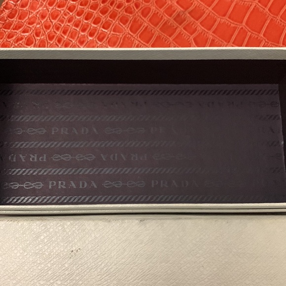 Prada Sunglasses case and box - Picture 5 of 8